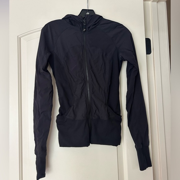 LULULEMON In Flux Jacket | Size 4 - Picture 1 of 5